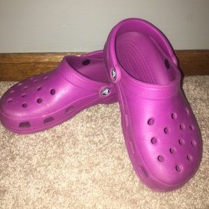 classic crocs